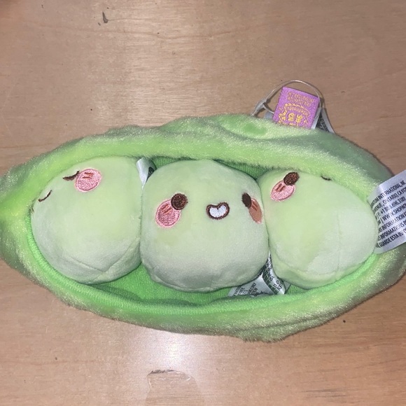 Honeymaru Pea Plush - Picture 1 of 1
